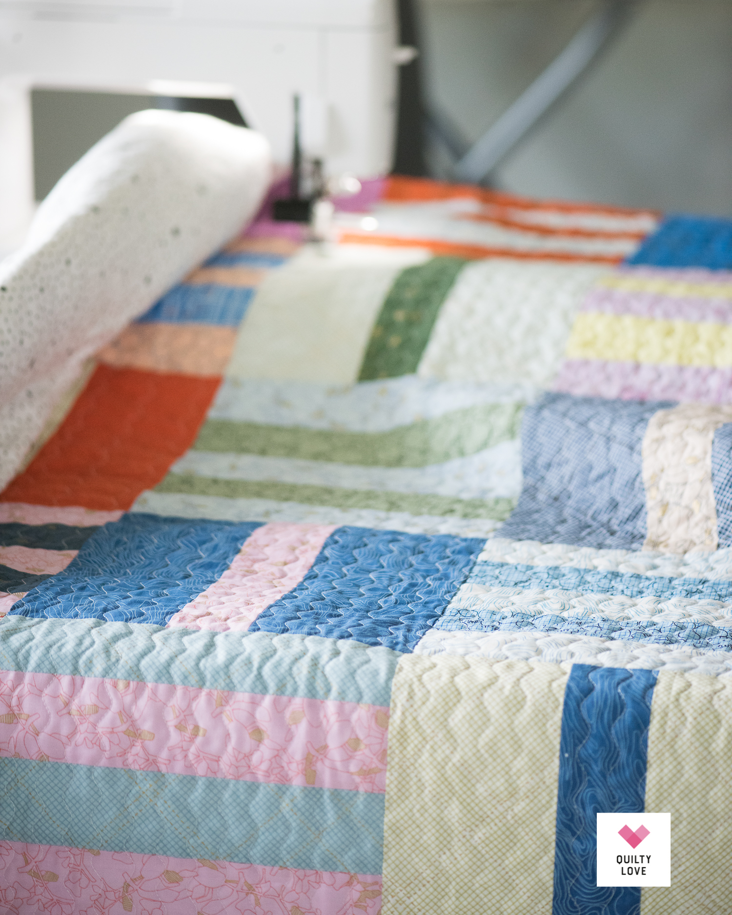 Fat Quarter Dash Quilt - Stash buster pattern - Quilty Love