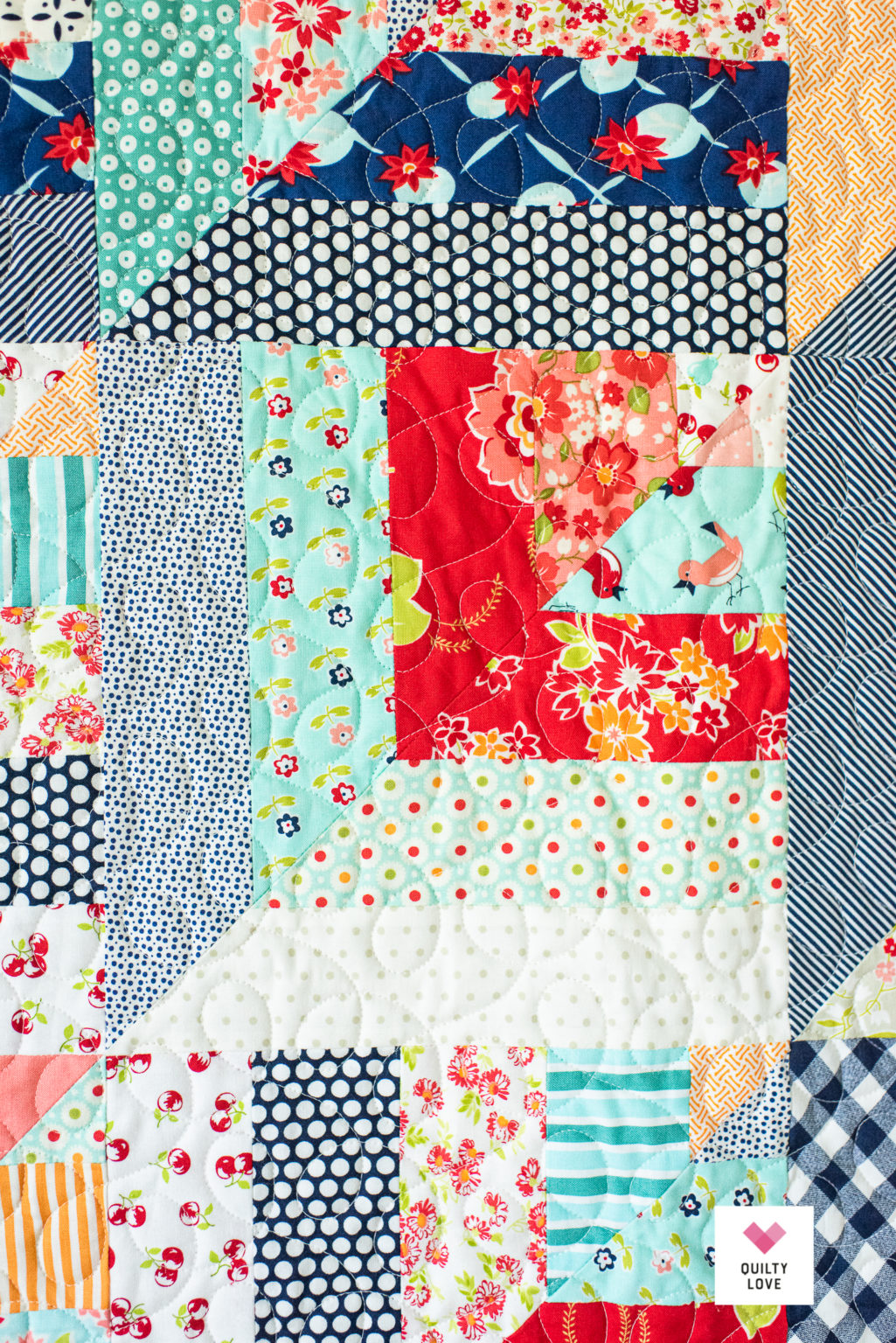 scrappy-b-c-lucky-log-cabins-quilt-quilty-love