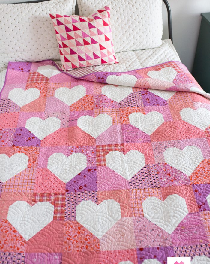 quiltylove_EmilyDennis_Scrappy-heart-quilt-pattern-0816